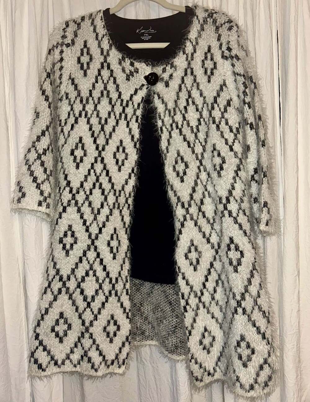 Kim Rogers Petite PXL Black and White Diamond Pattern Fuzzy Open Front Cardigan